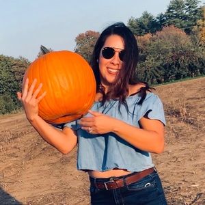 Meet your Posher, Mayra